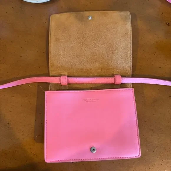 Bottega Veneta Pink Leather Crossbody Bag Suede Lining Snap Closure - Picture 7 of 10
